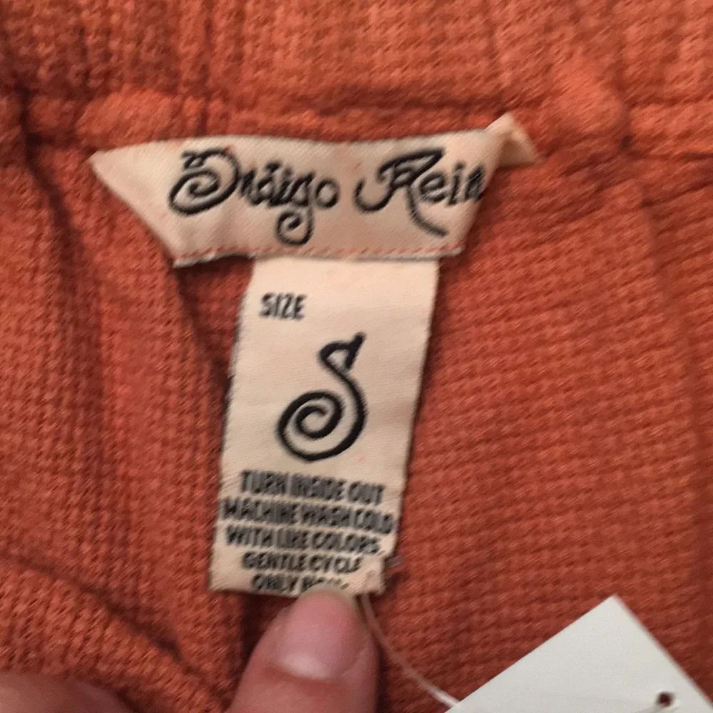 NWT indigo rein wiven shorts - Picture 4 of 7